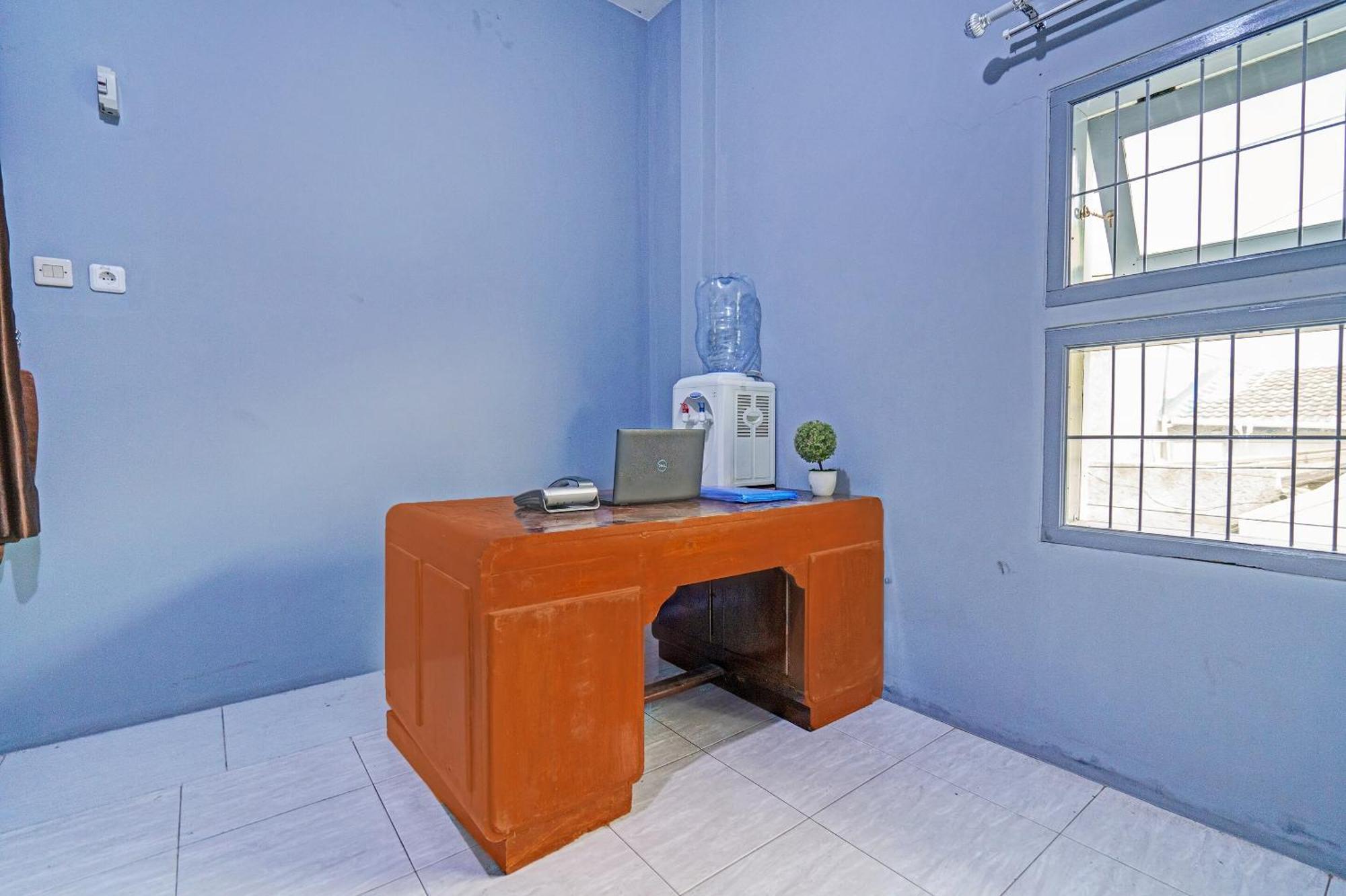 Oyo Life 91592 Aaliya Guest House Syariah Lebakwangi Экстерьер фото